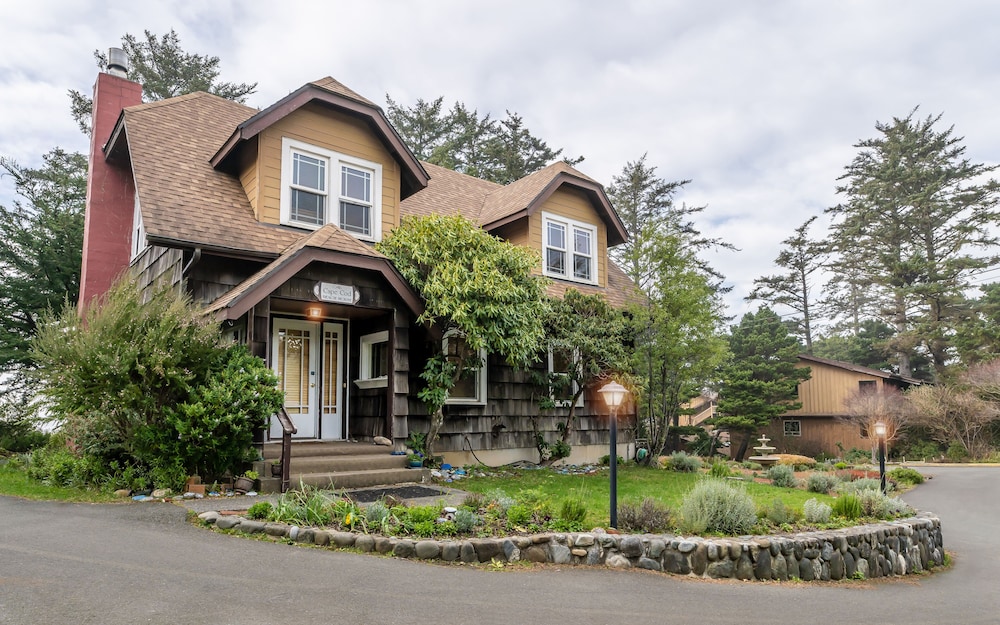 Gold Beach Inn - photo 18