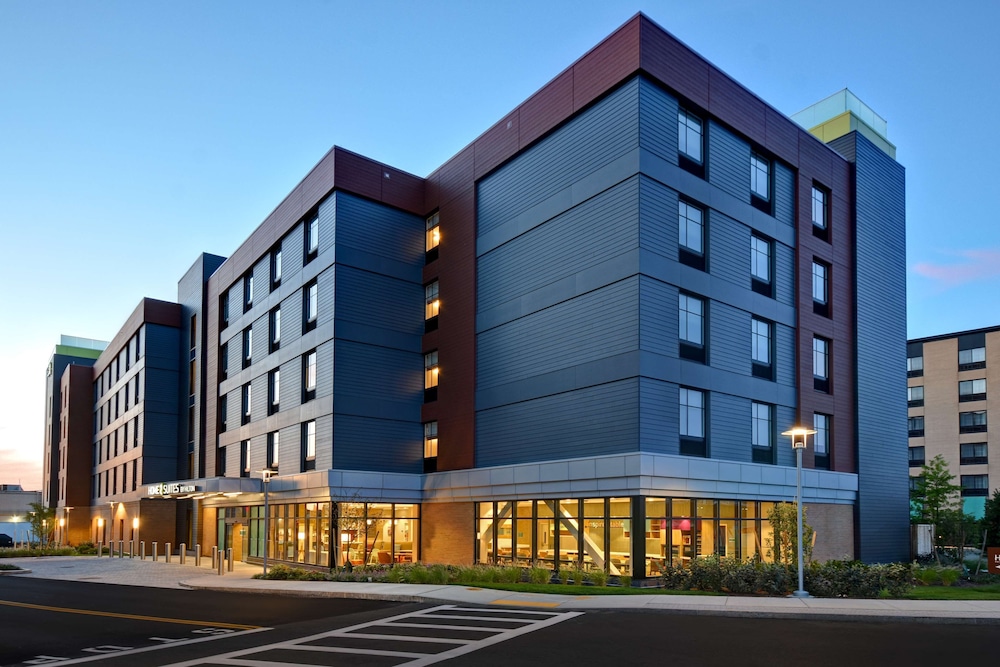 Home2 Suites by Hilton Boston South Bay - photo 35