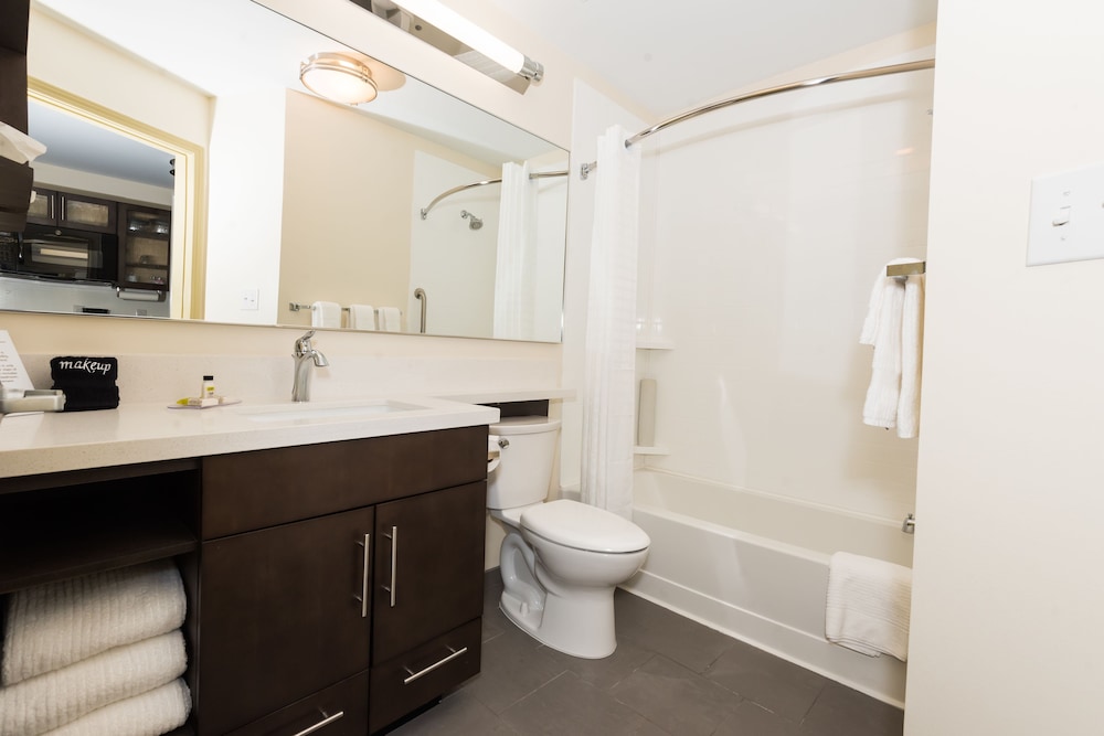 Candlewood Suites Ft Walton Bch Hurlburt Area by IHG - photo 24