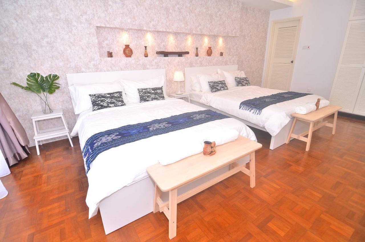 New Riverbank Suites Waterfront Kuching City — 4-Star Luxury Hotel in Kuching, Malaysia