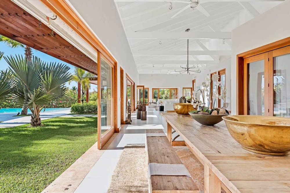 Modern Oasis Stunning Views of Golf Course River in La Romana, Dominican Republic
