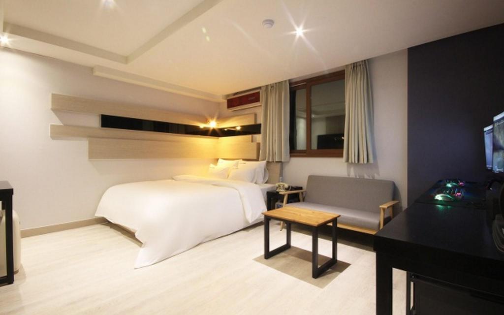 Yangsan Deokgye Sharp - last minute hotel in Ulsan