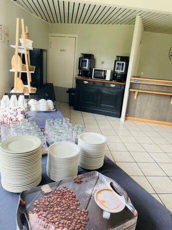 Ho Tel La Petite Auberge — hotel in Chambretaud