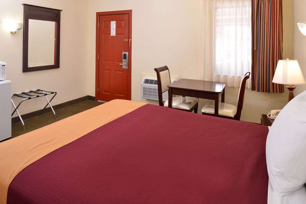 Americas Best Value Inn Ozona - photo 9
