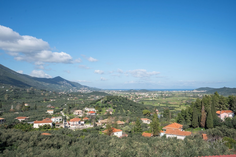Ionian View Village House — 4-Star Luxury Hotel in Zakynthos, Greece