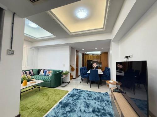 Miq Asoke 5BR Sukhuvit15 — 4-Star Luxury Hotel in Bangkok, Thailand