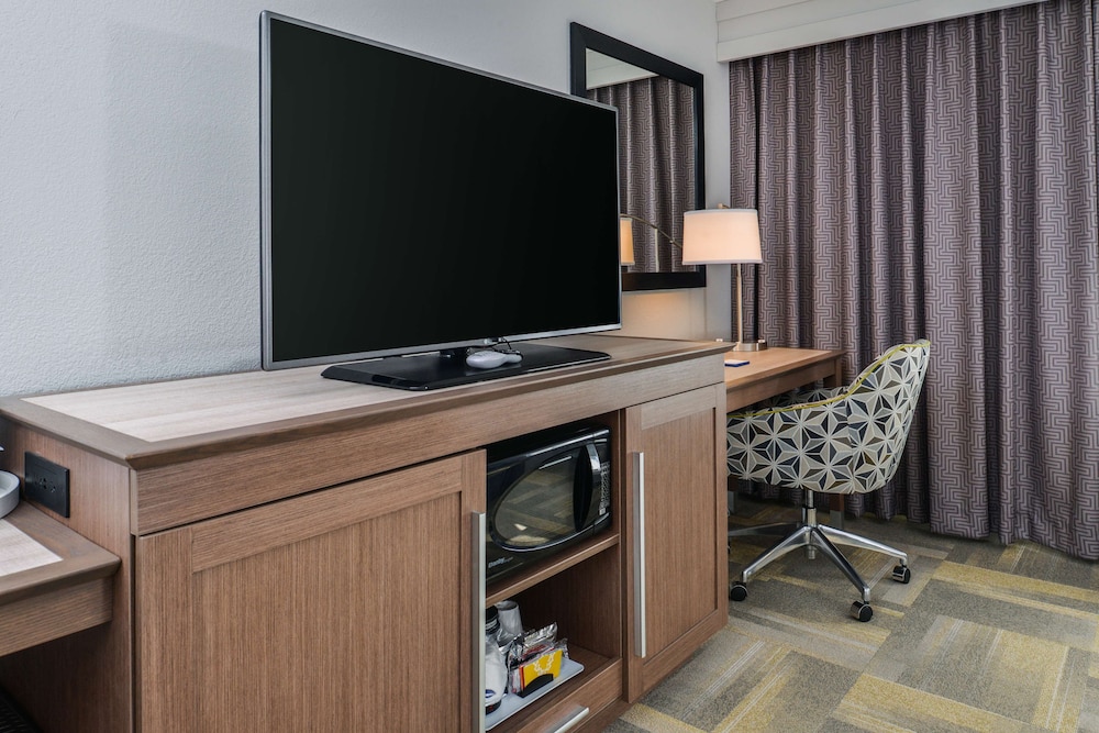 Hampton Inn & Suites Altoona Des Moines - photo 10