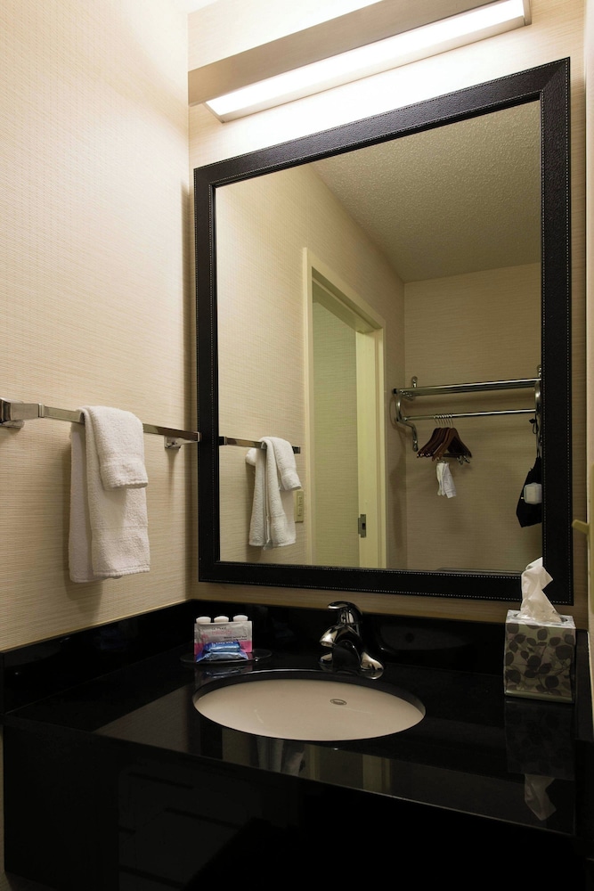Fairfield Inn by Marriott Orangeburg - photo 16