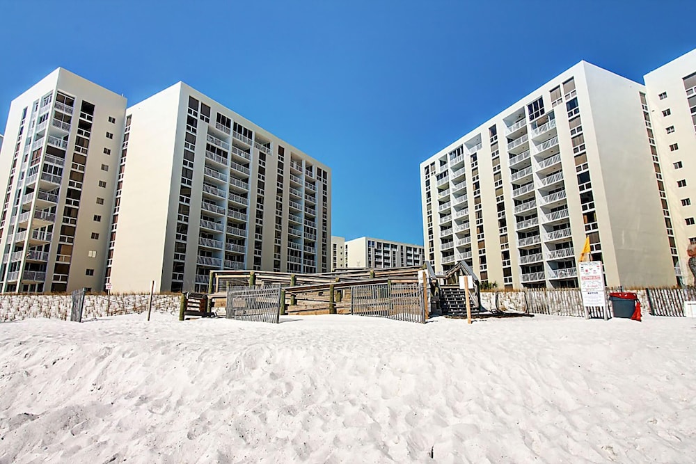 Shoreline Towers 2115 - photo 36