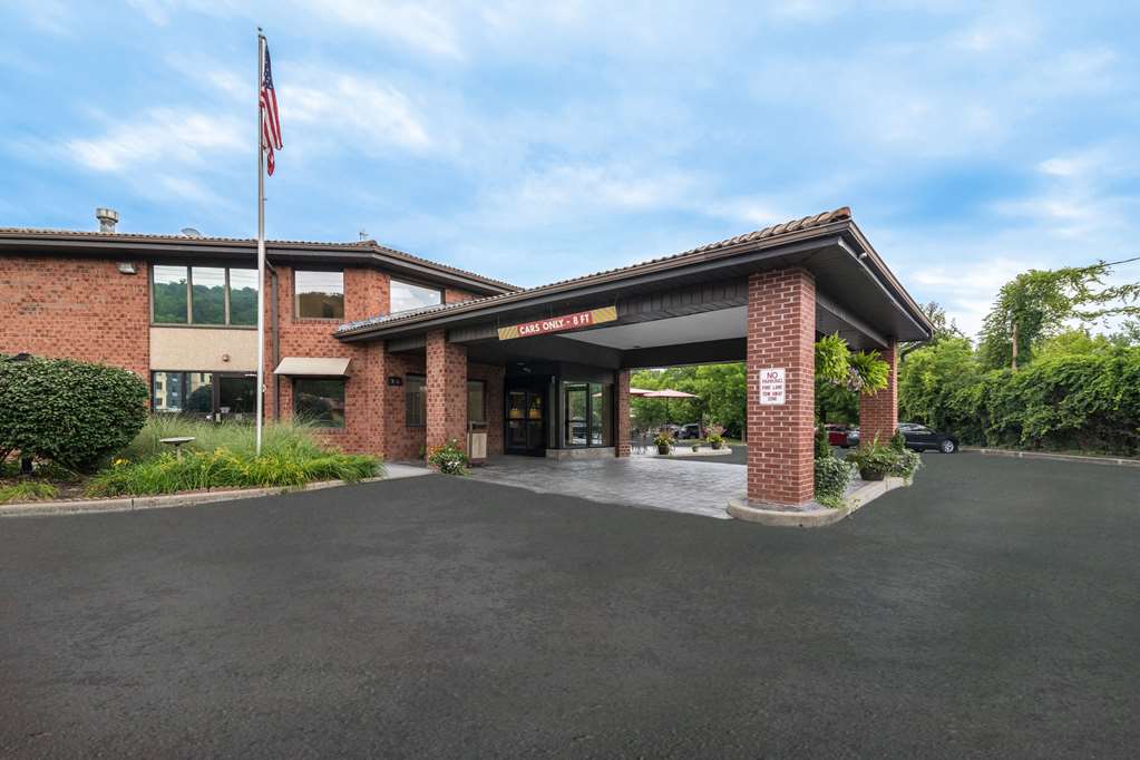 Quality Inn Ithaca University Area - photo 4