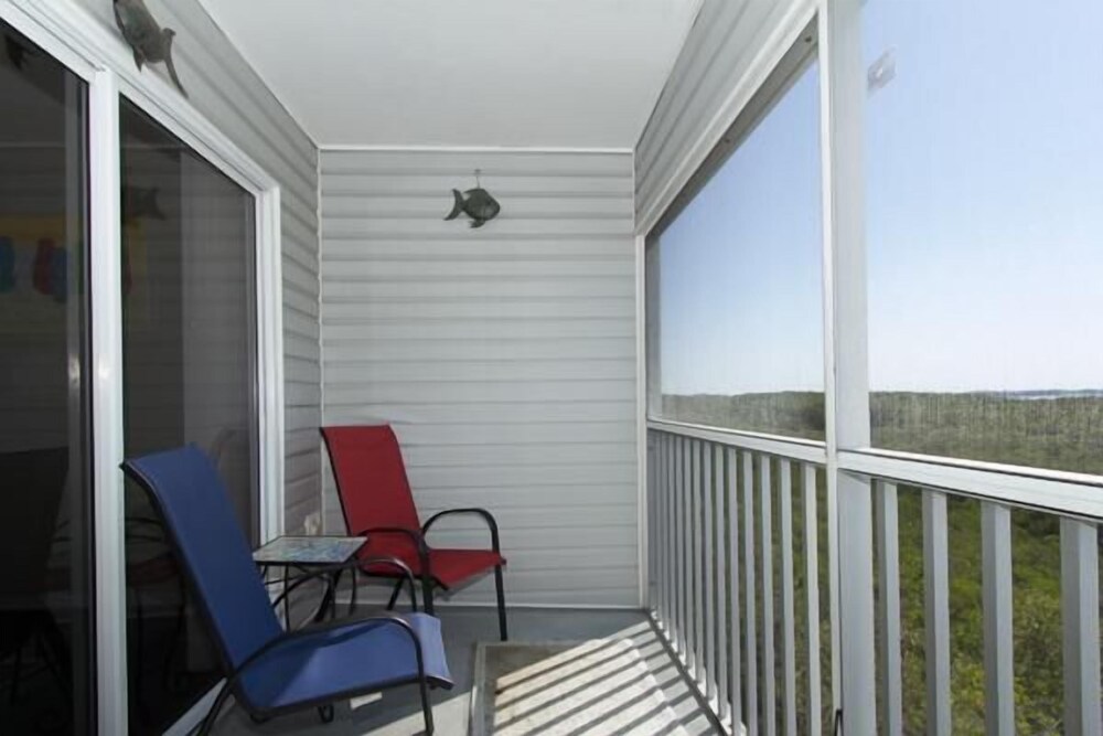 Sandy Pointe 210 - photo 9