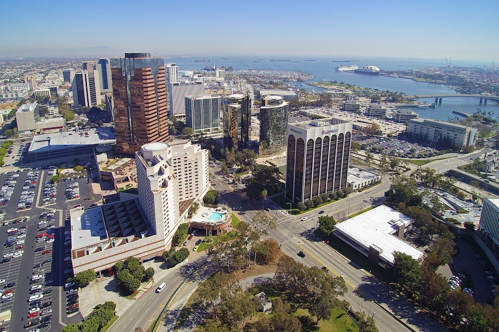 Hilton Long Beach Hotel - photo 80