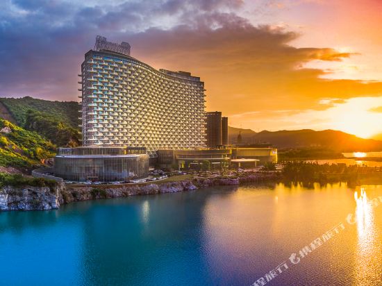 Taihu Longemont Diamond Hotel in Huzhou, People's Republic of China