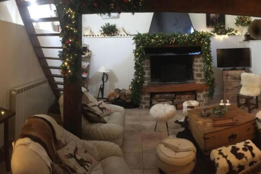 Maison Au Coeur Des Angles — 4-Star Luxury Hotel in Les Angles, France