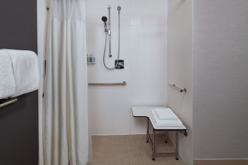Courtyard by Marriott Fort Worth University Drive - photo 19