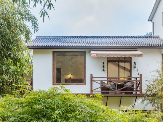 Suxin Xiaozhu Inn in Deqing, People's Republic of China