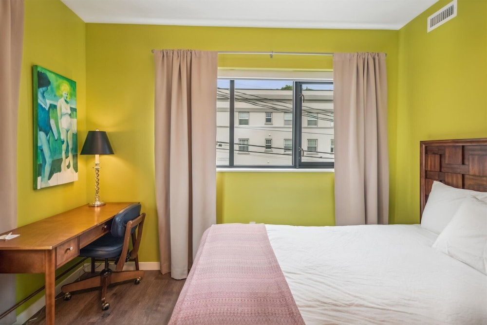 Violet Suites PDX - photo 27