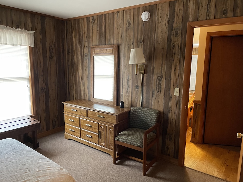 Pine Valley Motel - photo 5