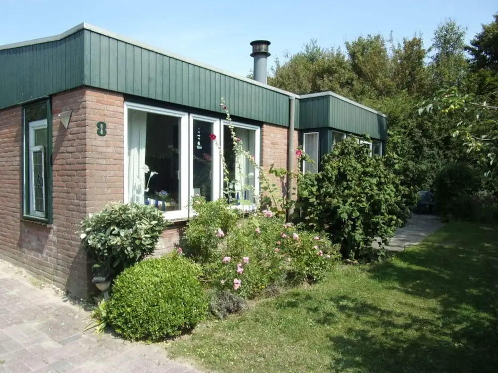 Strandjutter Modern Retreat — Goes