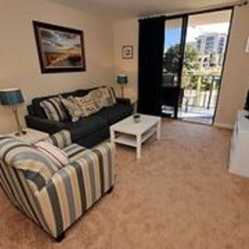 Holiday Towers by Elliott Beach Rentals - photo 16
