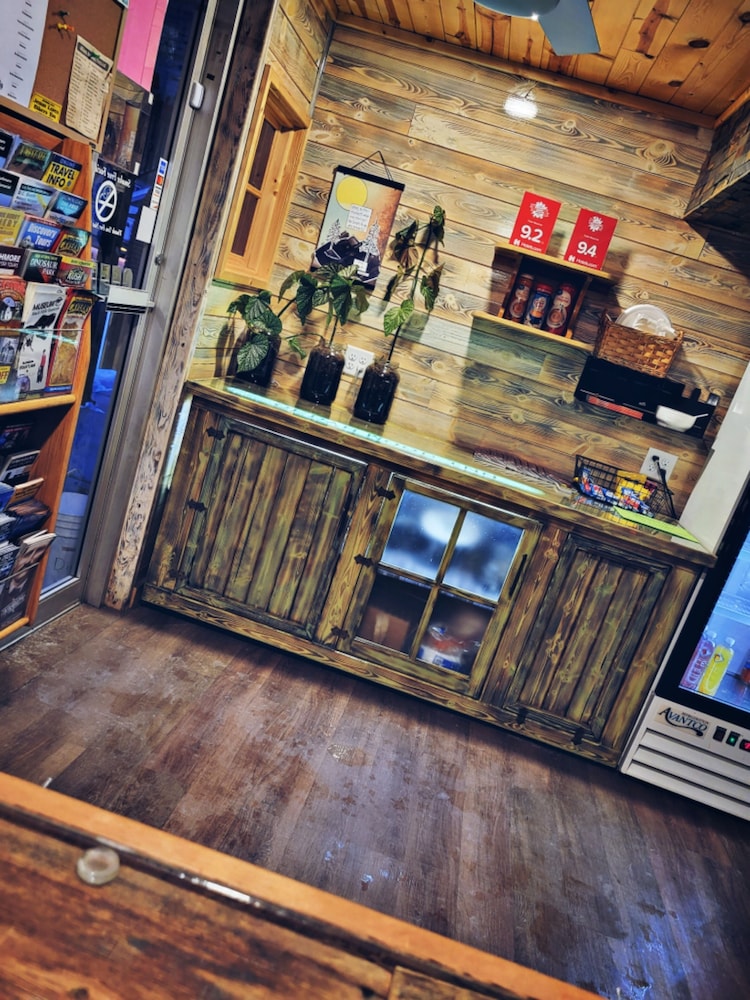 Cedar Wood Inn in Deadwood, United States