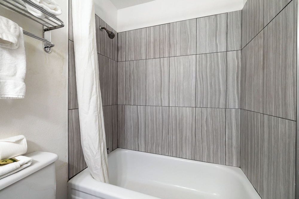 Kennewick Inn & Suites Tri Cities - photo 20