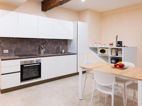 Residenza Dante Smart Luxury suite in Centro storico — 4-Star Luxury Hotel in Asolo, Italy