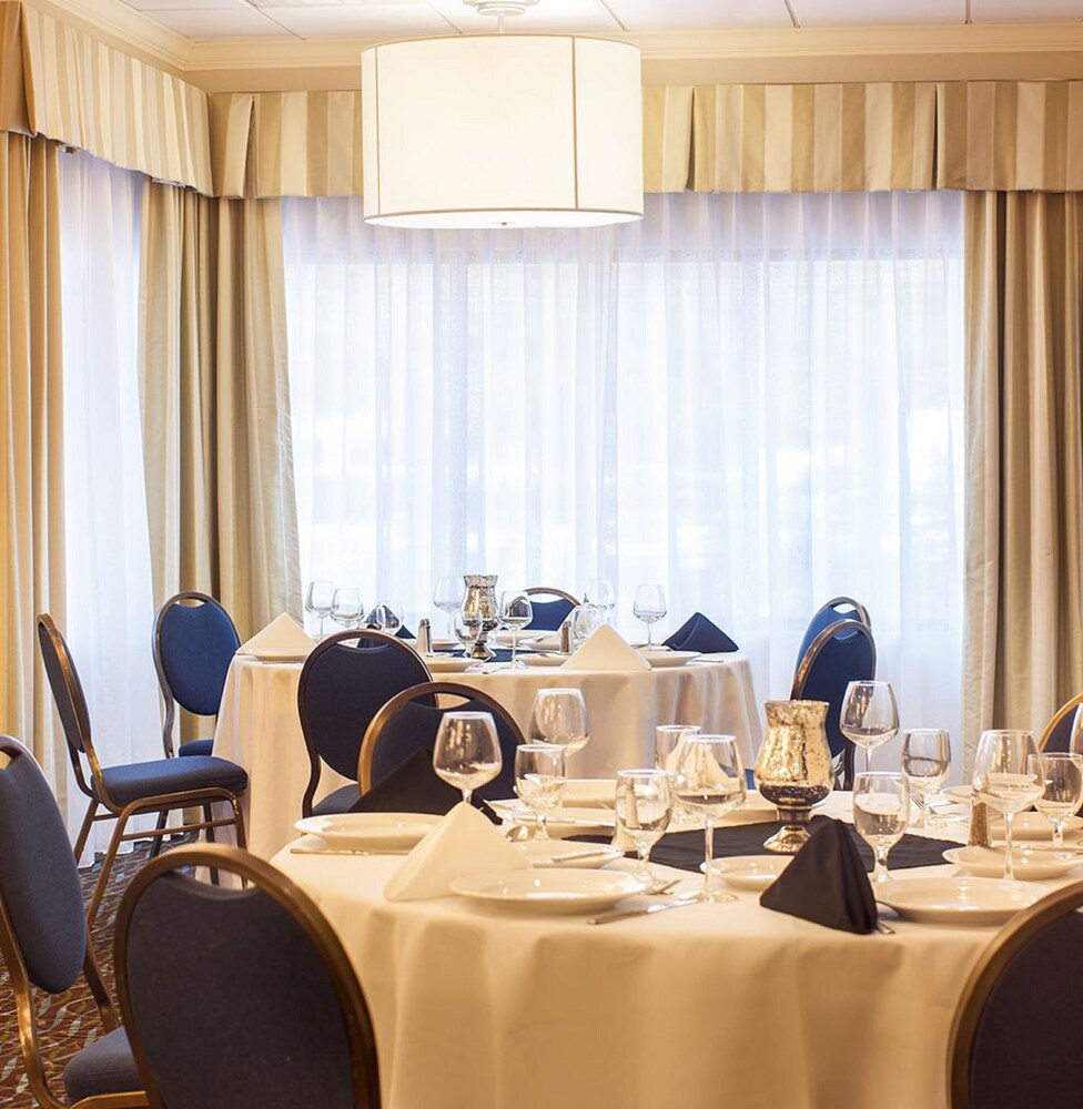 Holiday Inn Hartford Downtown Area by IHG - photo 17