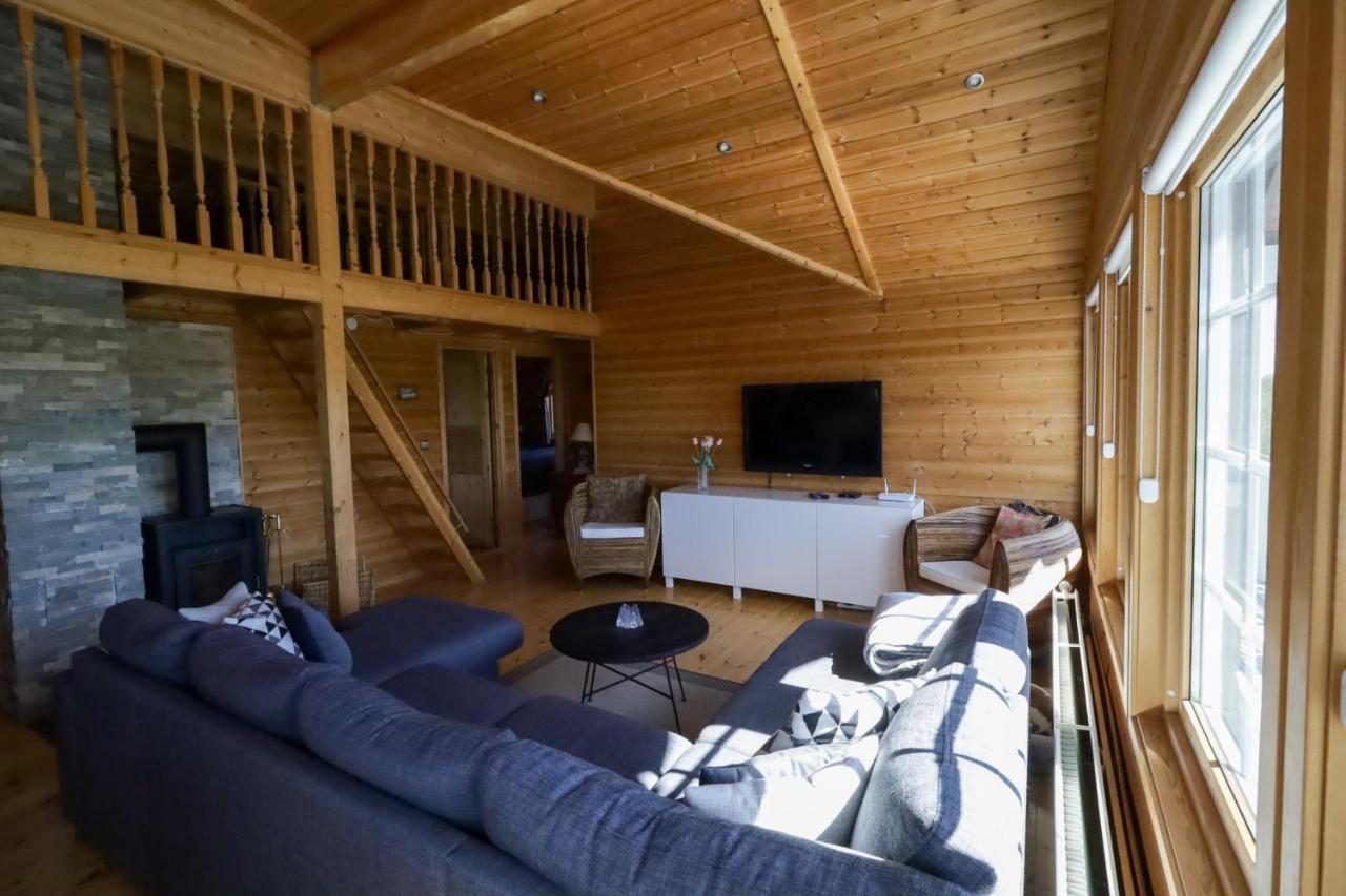 Golden Circle Vacation Home with Hot Tub & Fire Place
