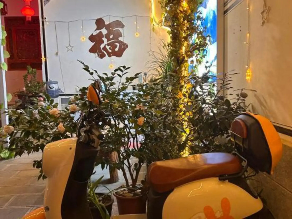 Happy inn in Dali, People's Republic of China