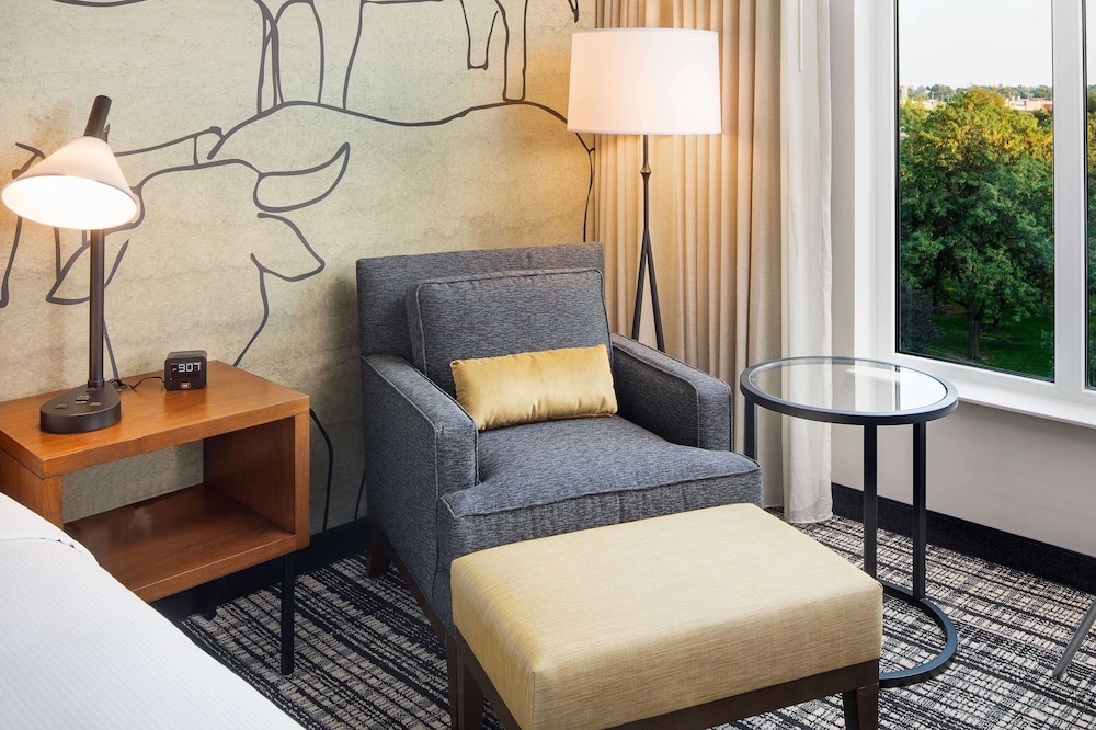 DoubleTree by Hilton Greeley at Lincoln Park - photo 5