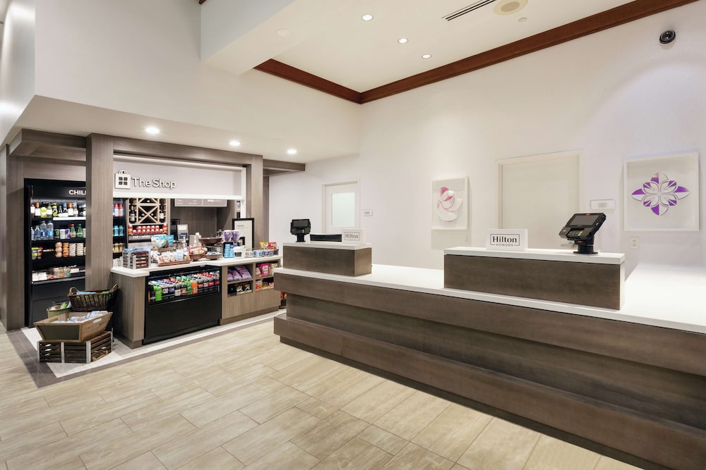 Hilton Garden Inn Chicago North Shore Evanston - photo 6