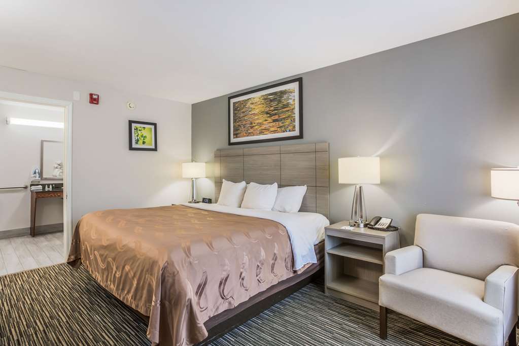 Quality Inn Gallatin Nashville Metro - photo 14
