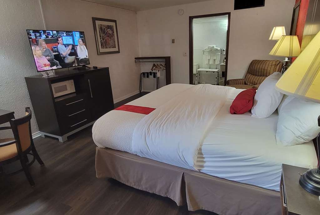 Ramada by Wyndham Mountain Home - photo 77
