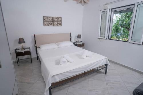 Viola’s petite paradise — Koroni — photo 2