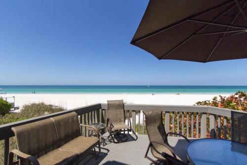 Franks Beach House — 4-Star Luxury Hotel in Holmes Beach, United States