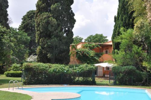 Luxury Villa Appia Antica — 4-Star Luxury Hotel in Rome, Italy