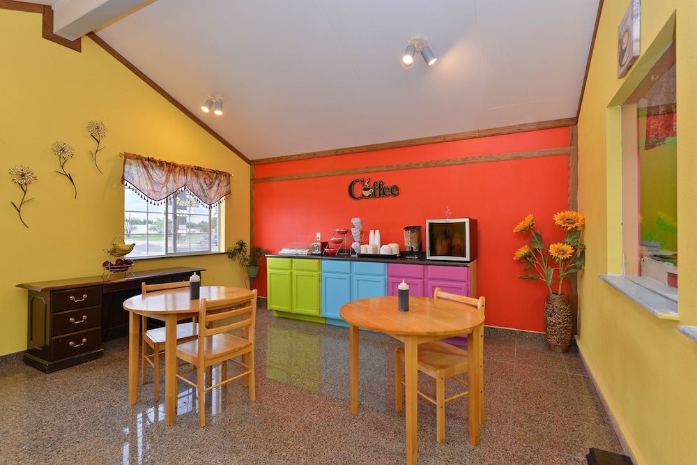 Simple Rewards Inn - photo 15
