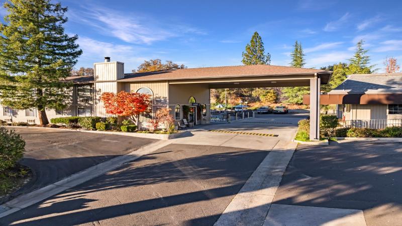 Aladdin Inn - featured photo