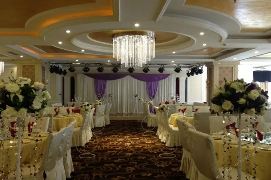 Xinhua Hotel - last minute hotel in Qingyang