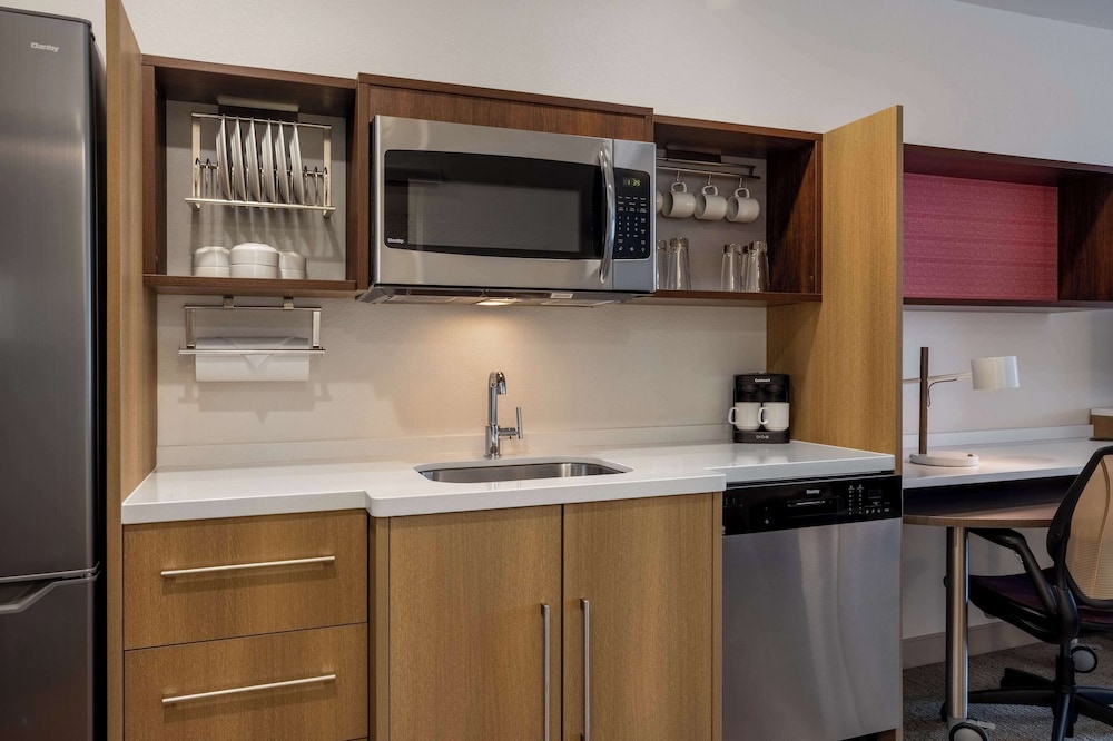 Home2 Suites by Hilton Ankeny - photo 18