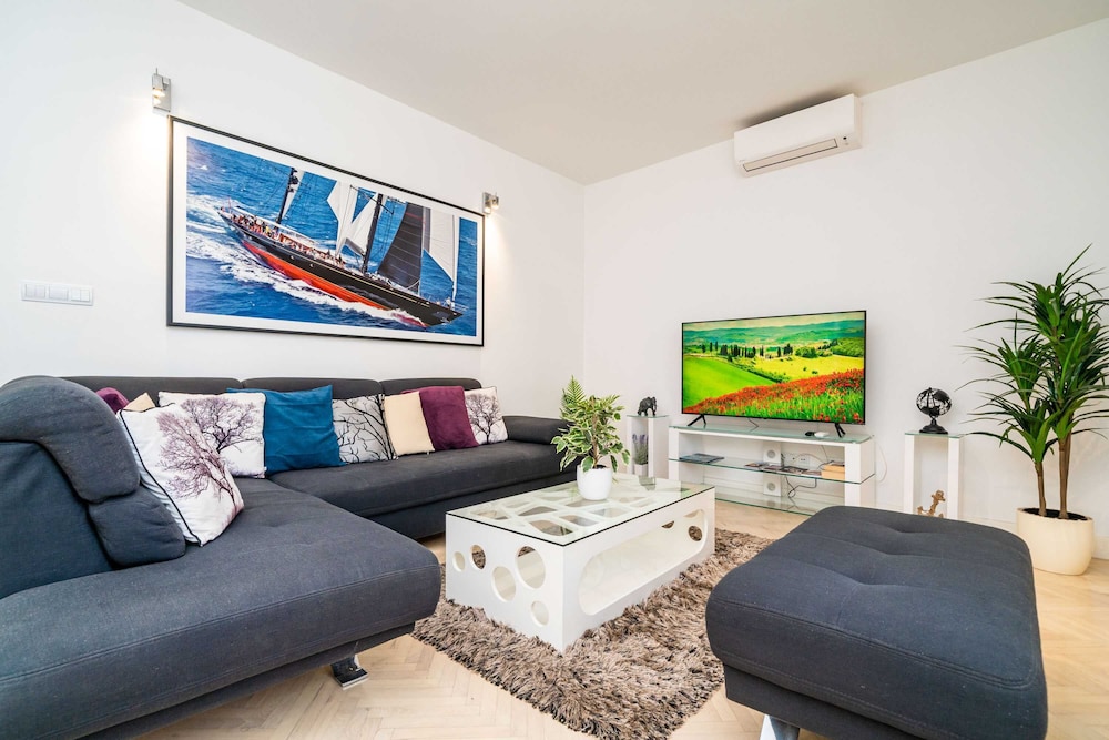 Calma bungalows — hotel in Portoroz