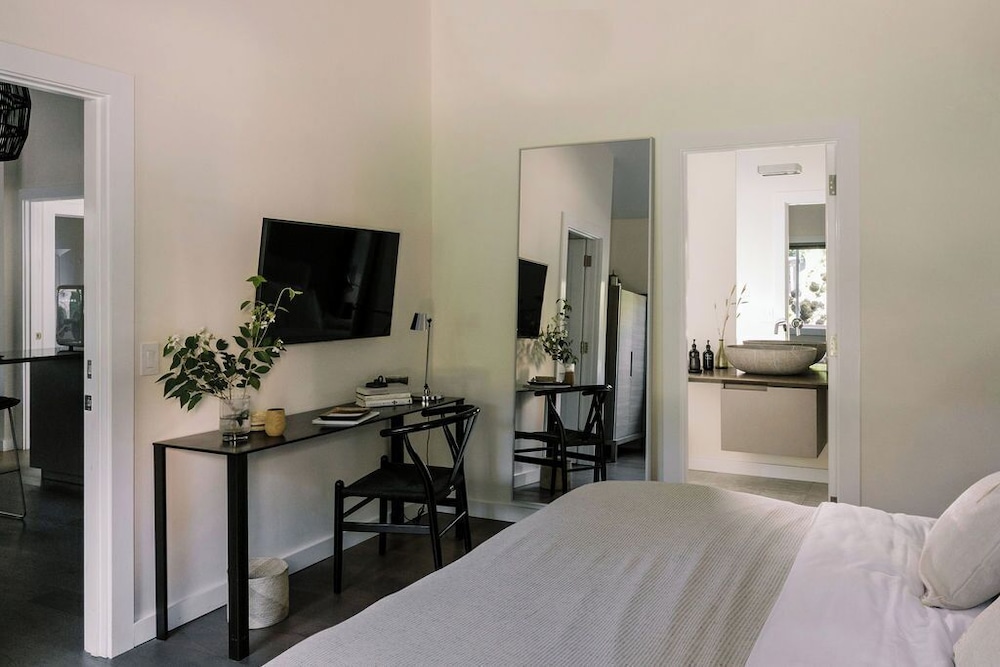 The Roundtree Amagansett - photo 9