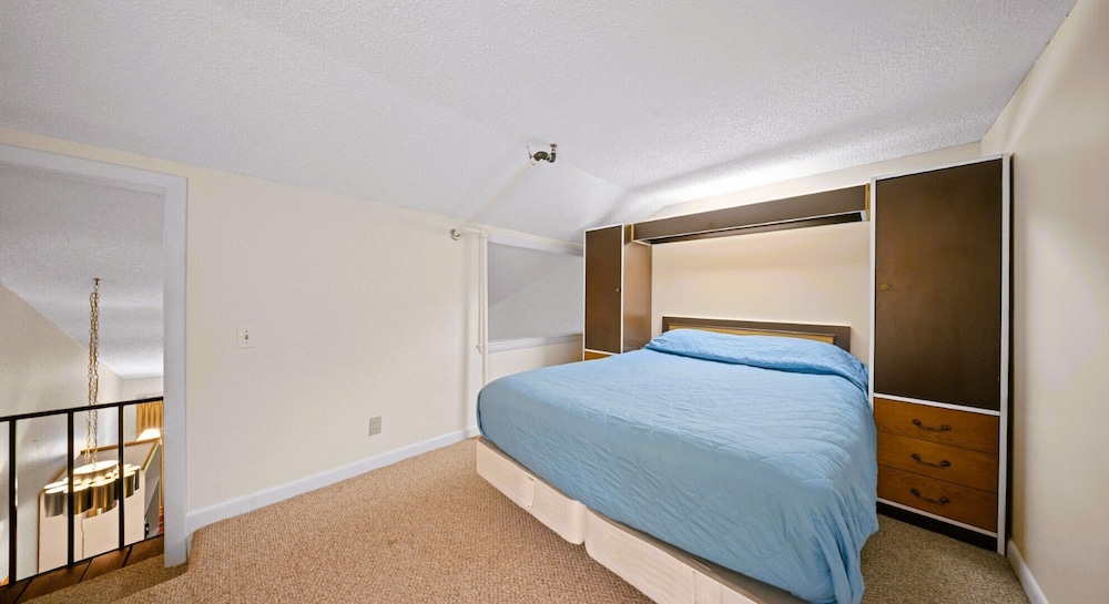 Evergreen Valley Inn - photo 15