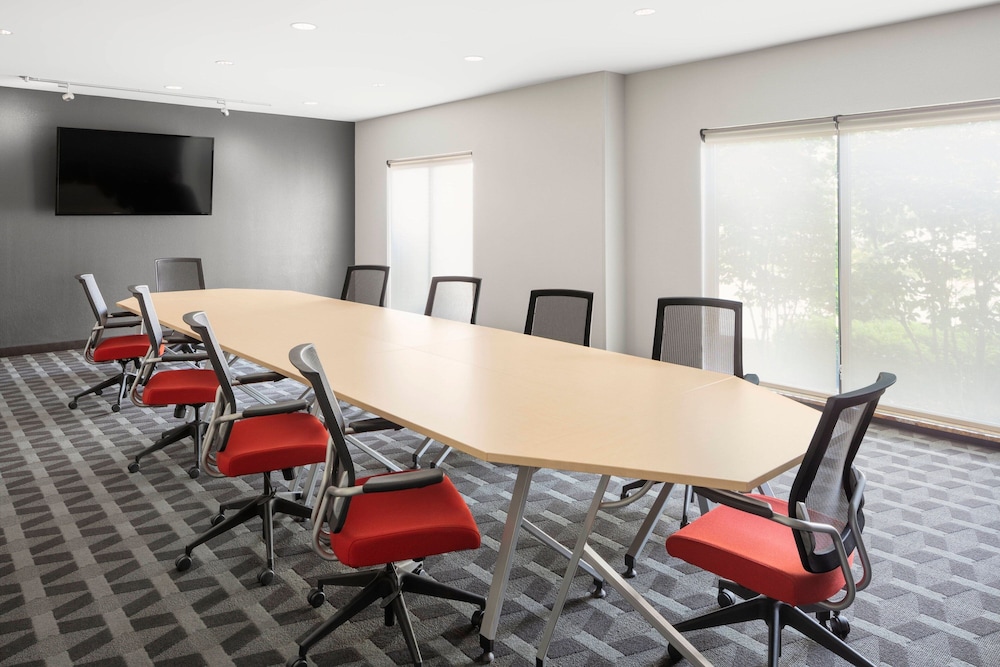 TownePlace Suites by Marriott Bangor - photo 36