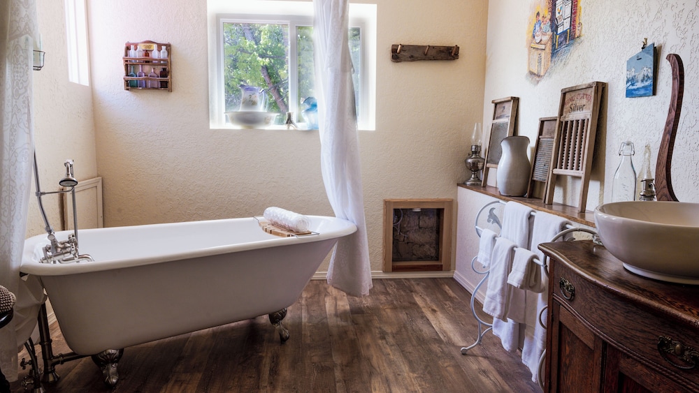 Red Horse Bed and Breakfast - photo 40