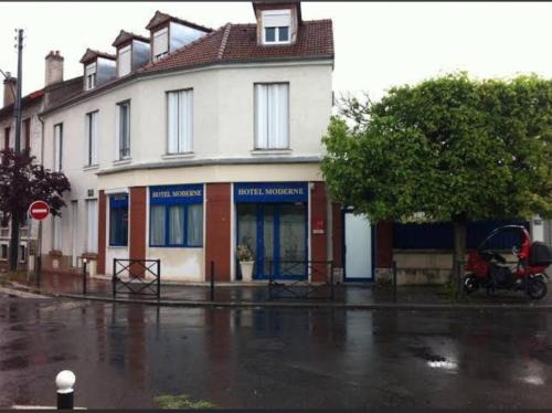 Hotel Moderne — hotel in Saint-Maur-Des-Fosses