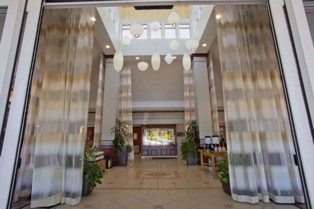 Hilton Garden Inn Starkville - photo 3