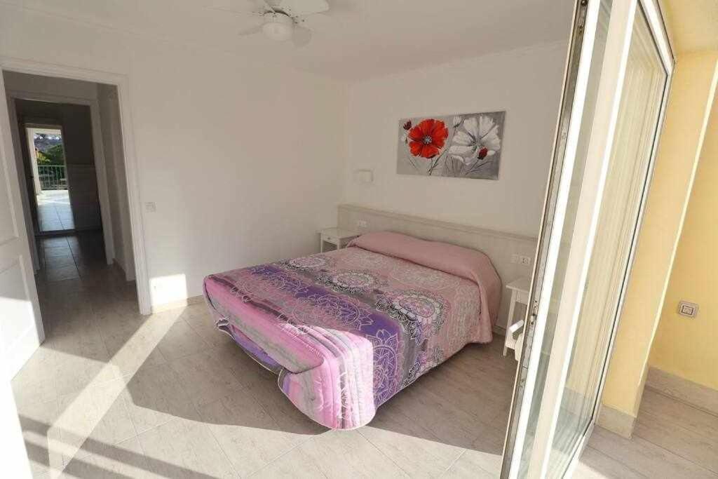 Mare Verde B12 by Tenerife Rental & Sales — 4-Star Luxury Hotel in Adeje, Spain