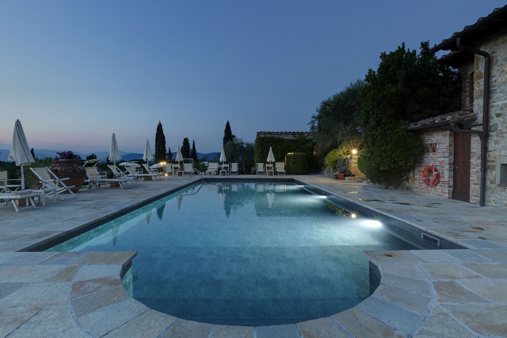 Farm House La Presura — 4-Star Luxury Hotel in Greve In Chianti, Italy
